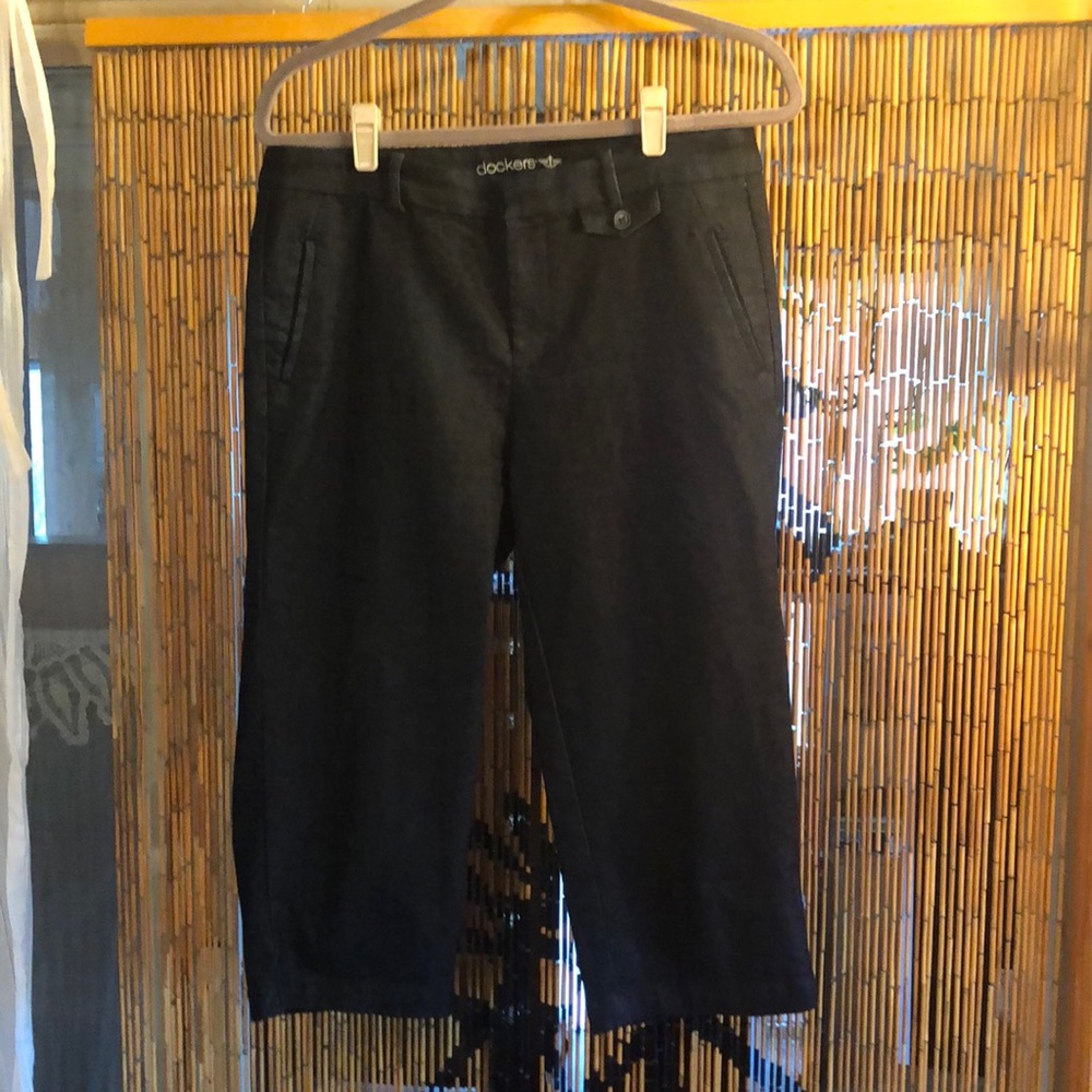 Ladies size 8 capris from Dockers